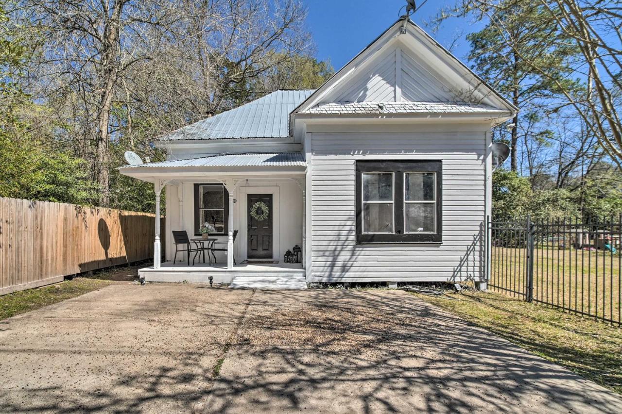 فيلا Cozy Livingston House With Fenced Yard And Patio! المظهر الخارجي الصورة
