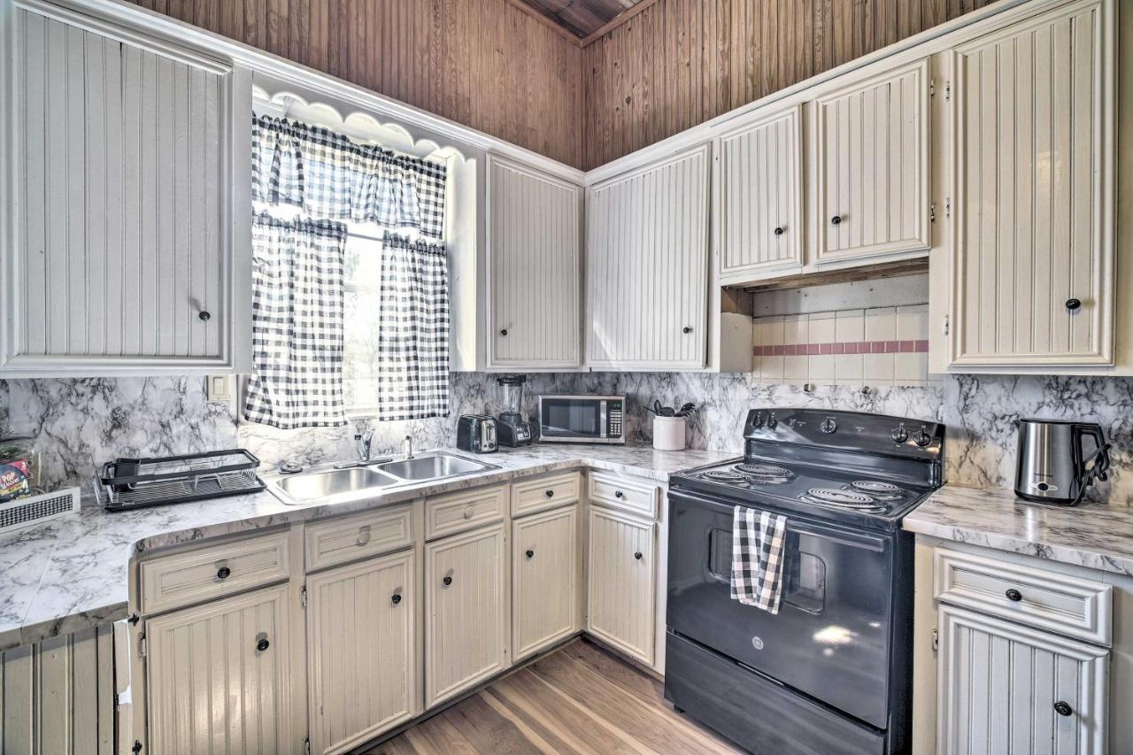 فيلا Cozy Livingston House With Fenced Yard And Patio! المظهر الخارجي الصورة